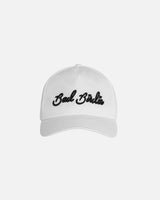 Gorra de Golf Bad Birdie Script - Blanco